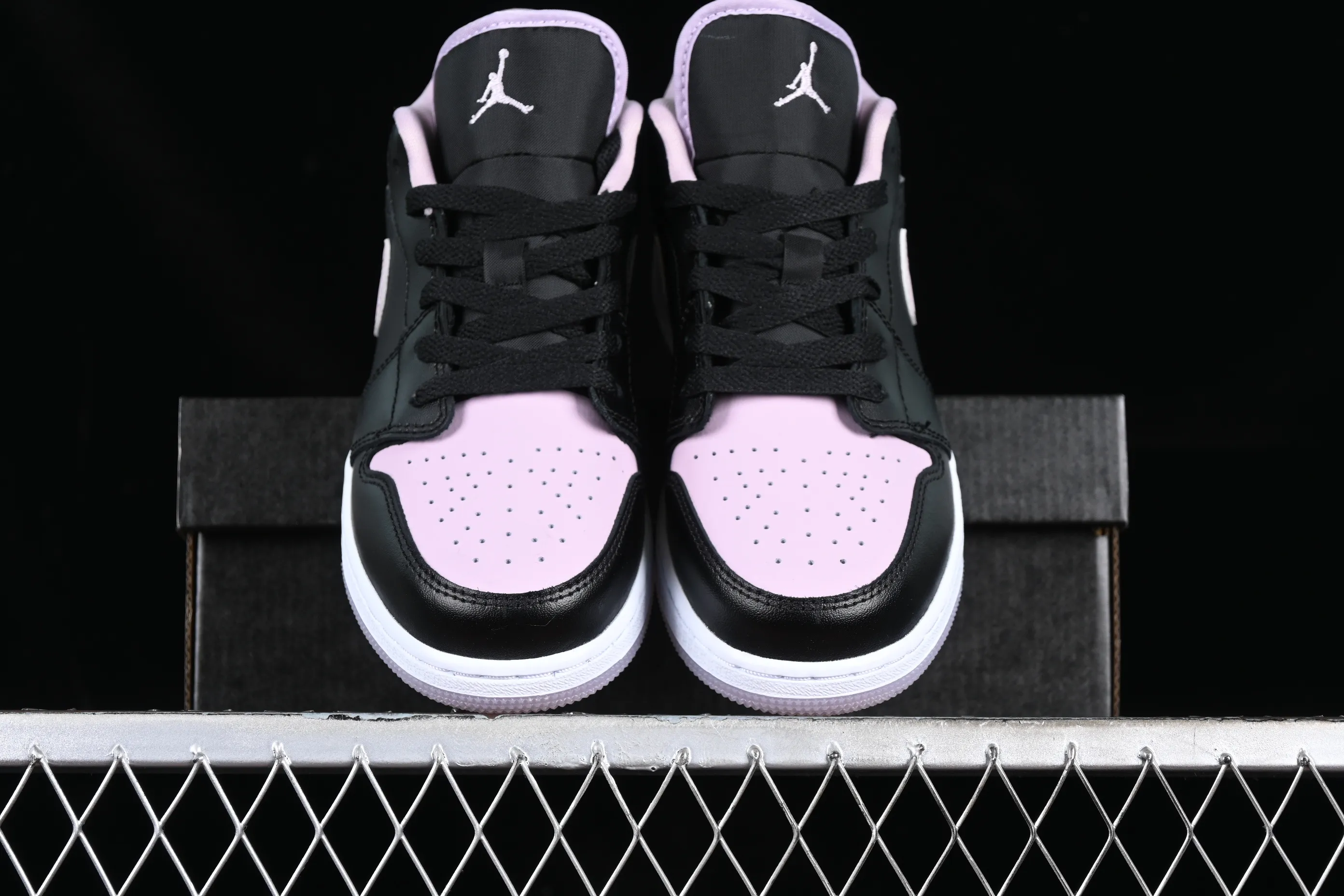 All categories Air Jordan Jordan series basketball shoes Air Jordan 1 Low G version pure original Air Jordan 1 Low AJ1 Joe 1 black powder low-top cultural casual sneakers DV1333-051